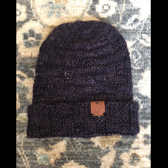 Checks Hat - Picture 4 of 6